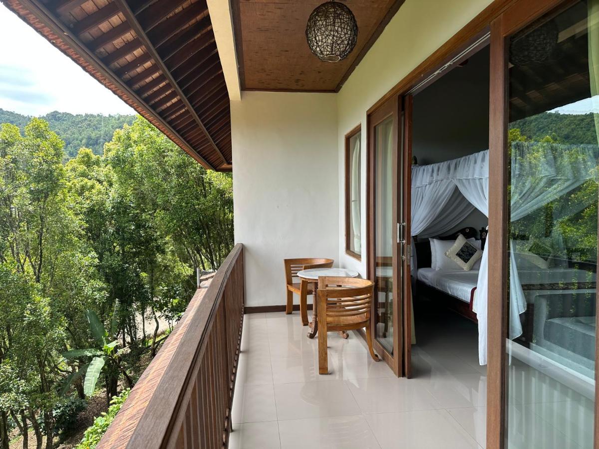 Wisma tamu Sari 2*