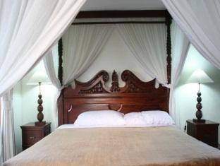 Sari Wisma tamu 2*